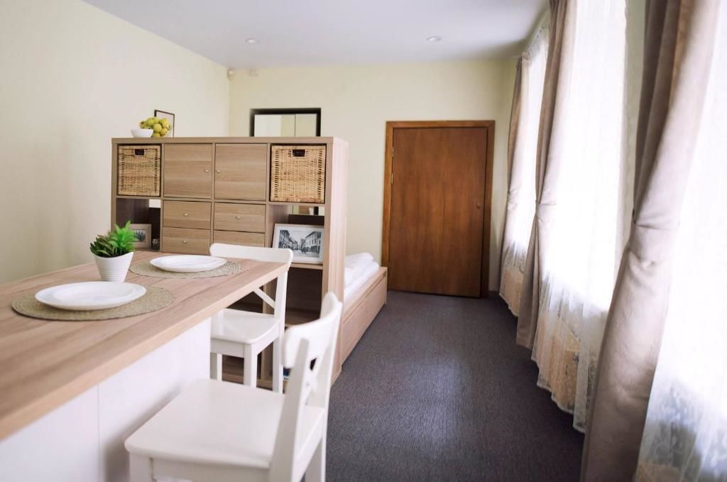 Апартаменты Cozy Apt in the Heart of Old Town Вильнюс