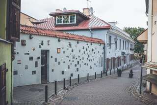 Апартаменты Cozy Apt in the Heart of Old Town Вильнюс Апартаменты-студио-15