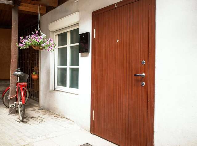 Апартаменты Cozy Apt in the Heart of Old Town Вильнюс-5